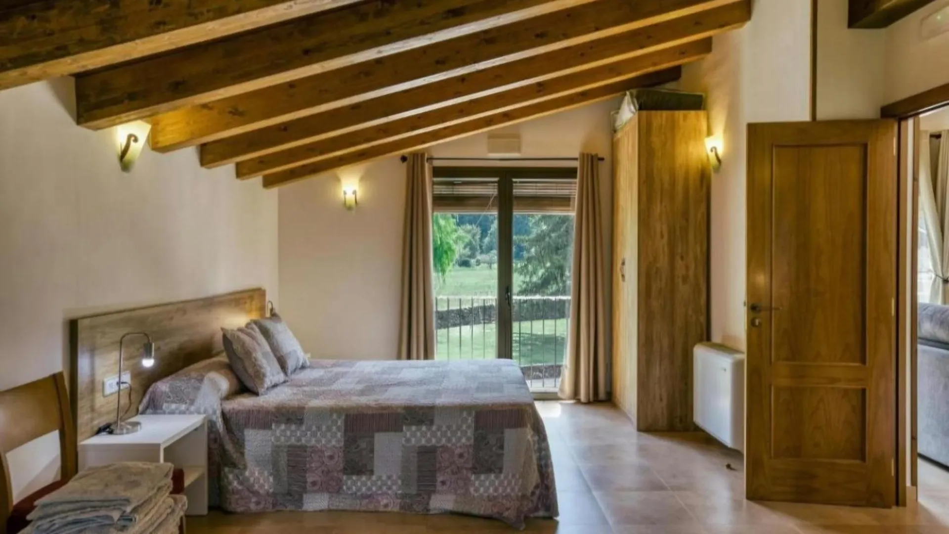 Apartment Casa Rural Mas Plantalech Girona