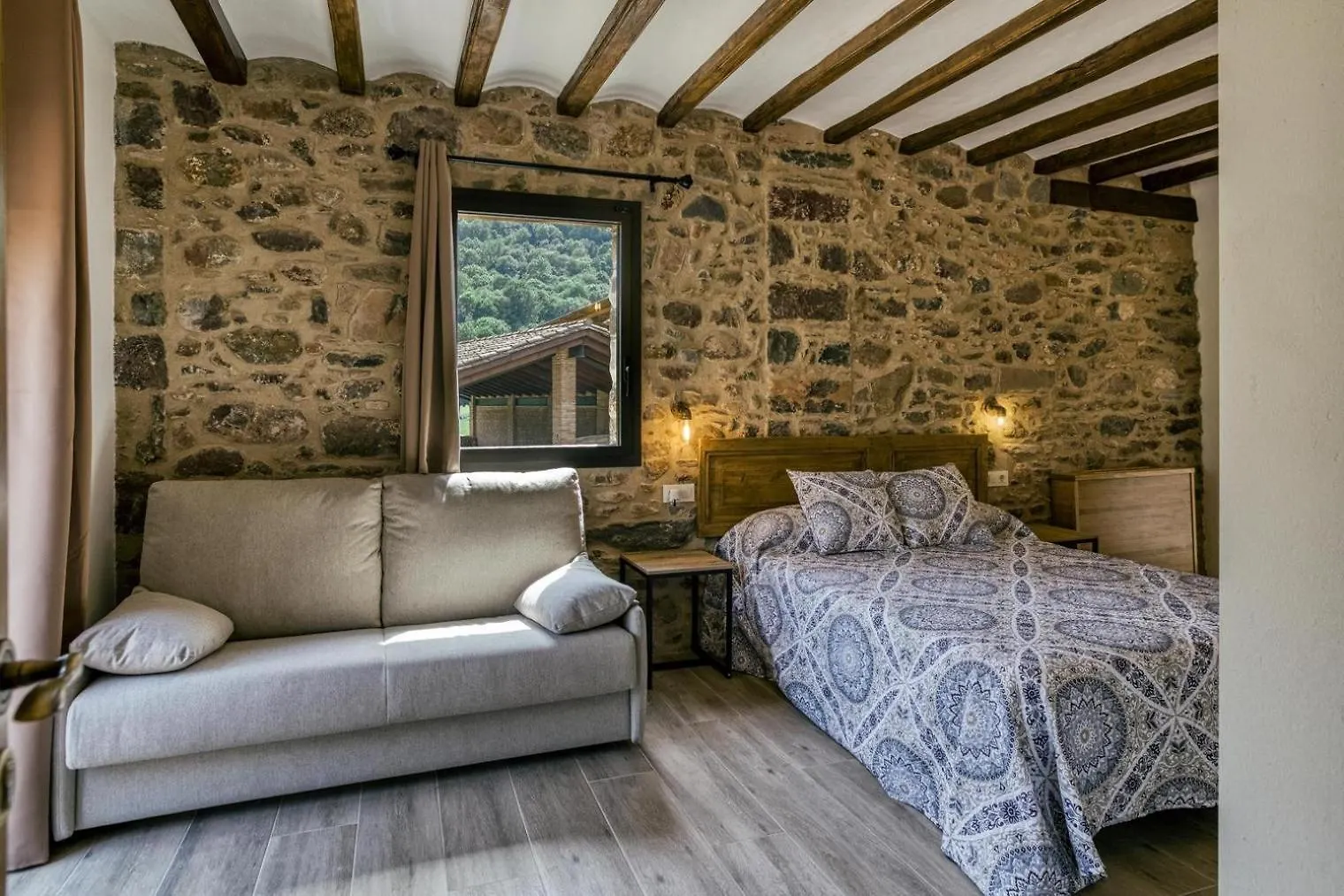 Casa Rural Mas Plantalech Girona 0*,  Spain